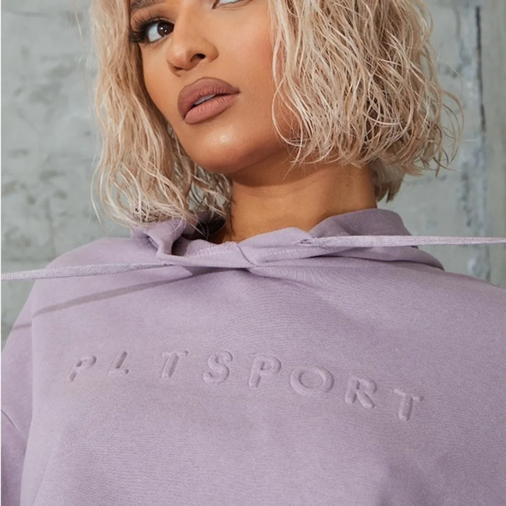 PRETTYLITTLETHING Mauve Dropped Hem Cropped Hoodie